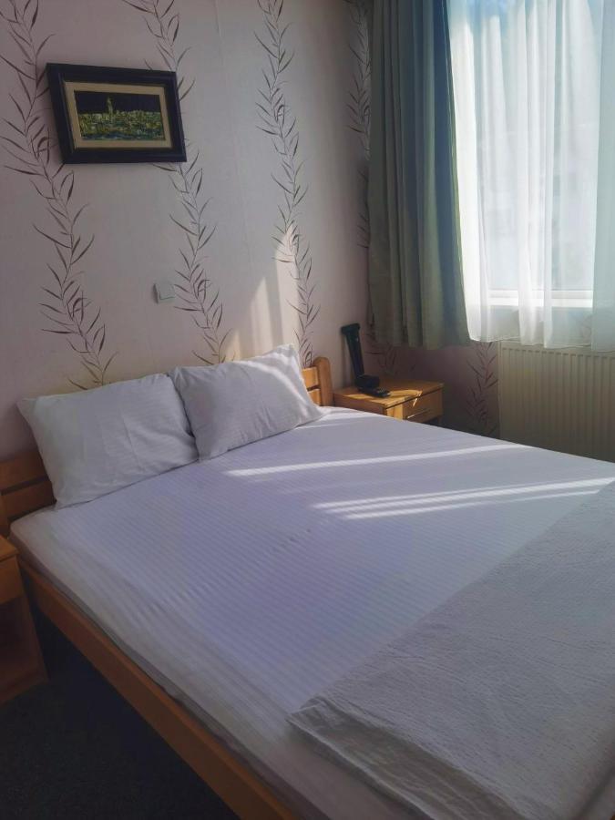 Hotel Slodes Белград Екстер'єр фото